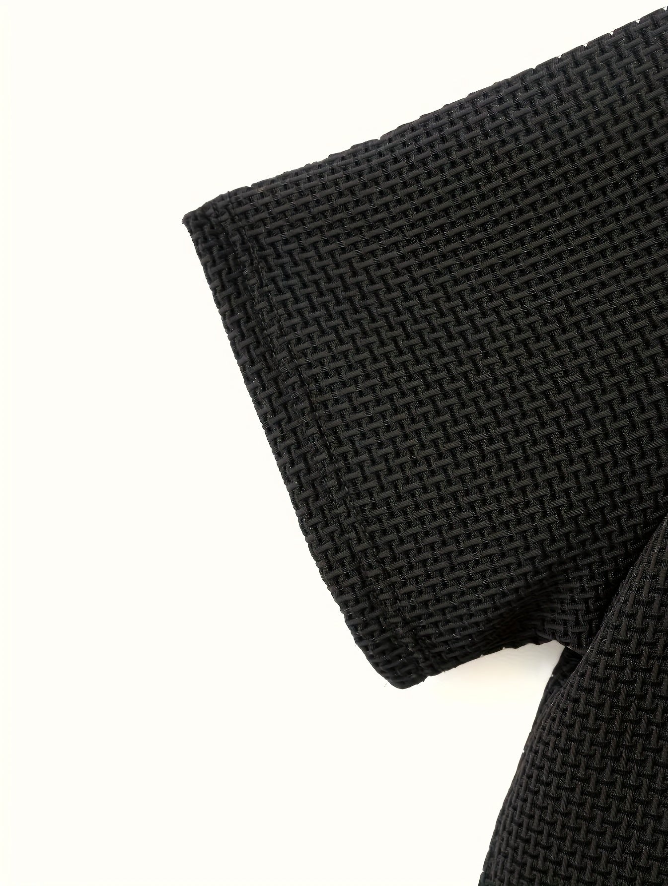 Men’s Waffle Knit Polo – Modern Casual Elegance Breathable Woven Fabric