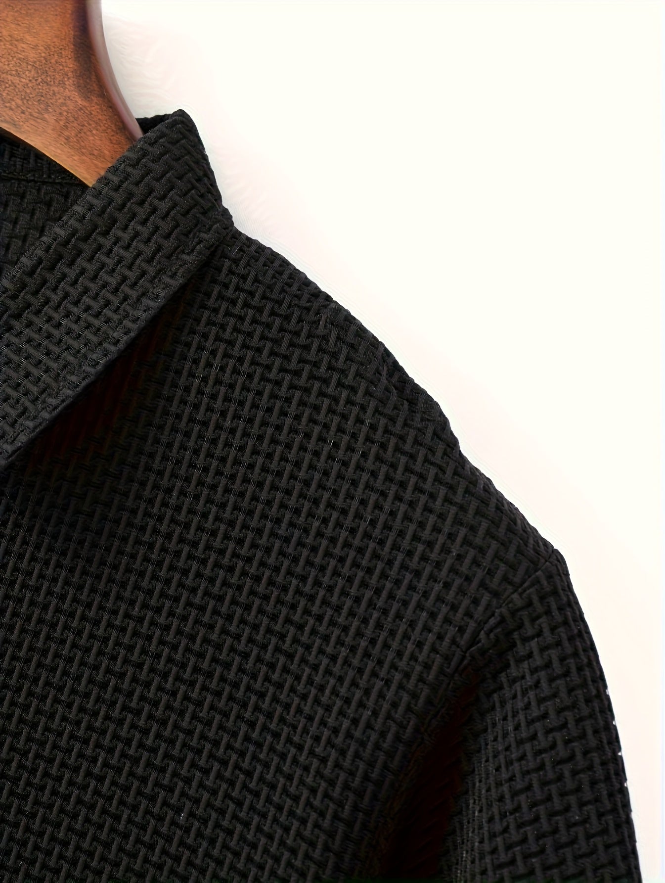 Men’s Waffle Knit Polo – Modern Casual Elegance Breathable Woven Fabric