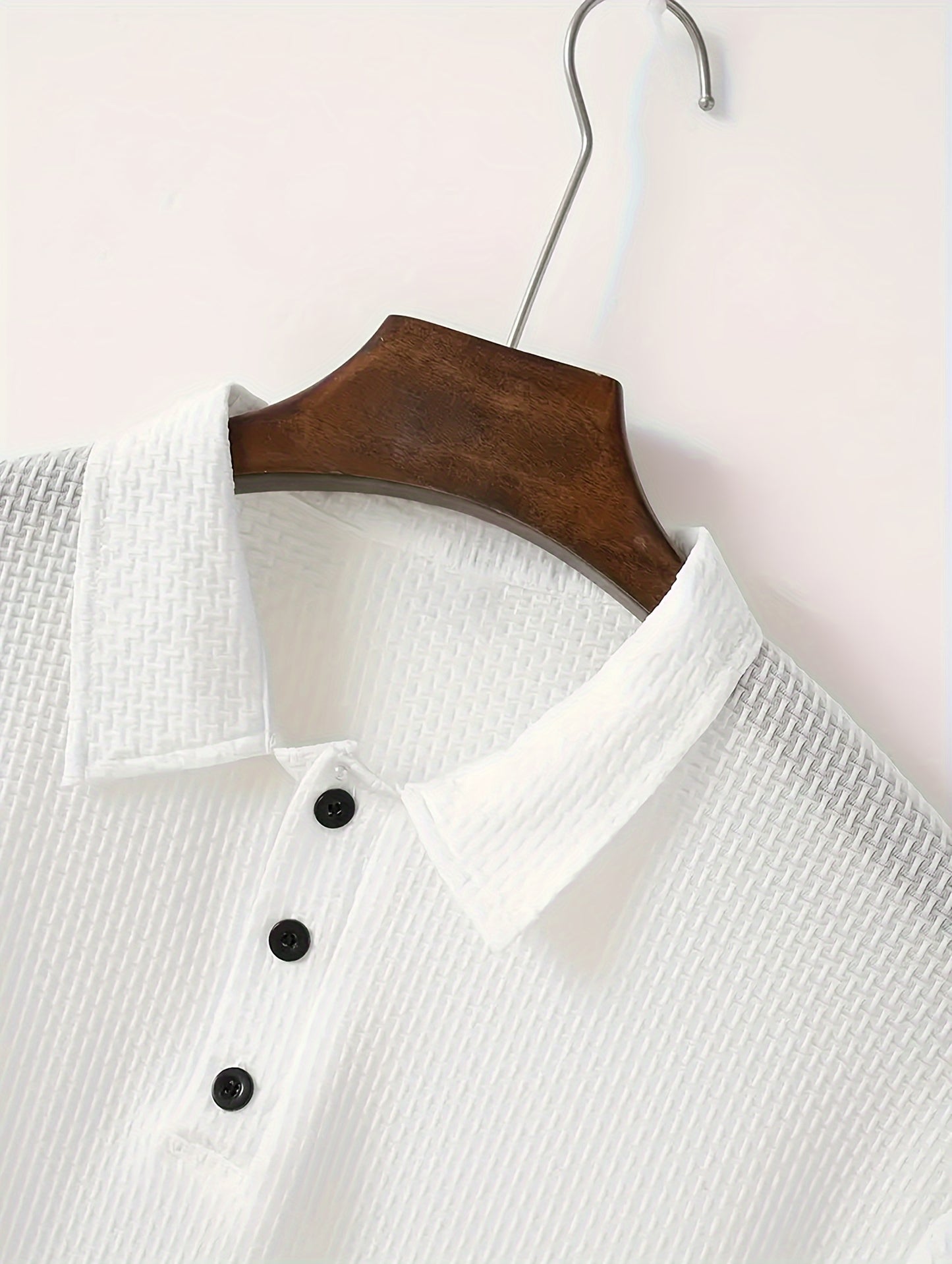 Men’s Waffle Knit Polo – Modern Casual Elegance Breathable Woven Fabric
