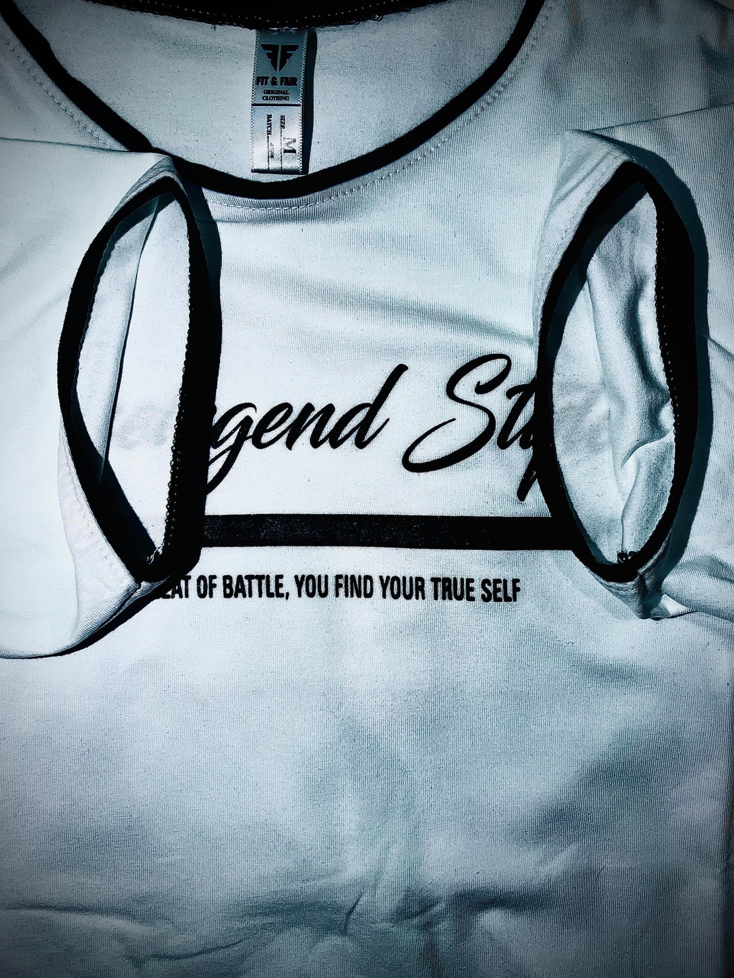True legend Style Men's Graphic T-Shirt – Motivational Quote Tee – Black & White Streetwear – Casual Modern Fit Shirt – Gift for Him"