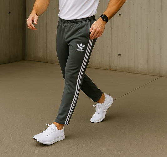Best Men’s Joggers 2025 – Adidas Style Trousers with Triple Stripes